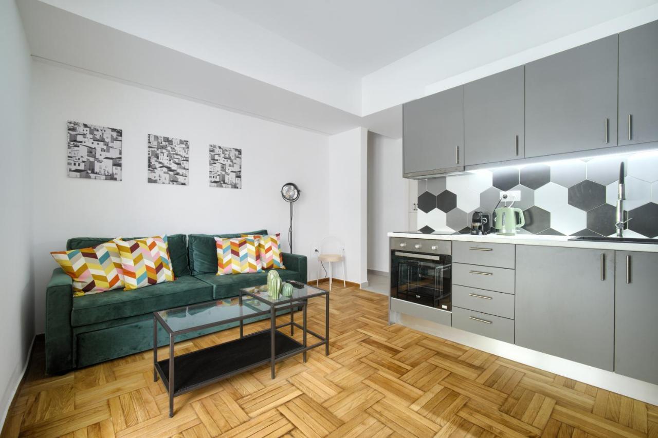 Majestic Flat With Huge Terrace In The City Center Атина Екстериор снимка