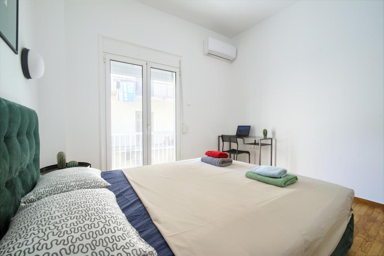 Majestic Flat With Huge Terrace In The City Center Атина Екстериор снимка