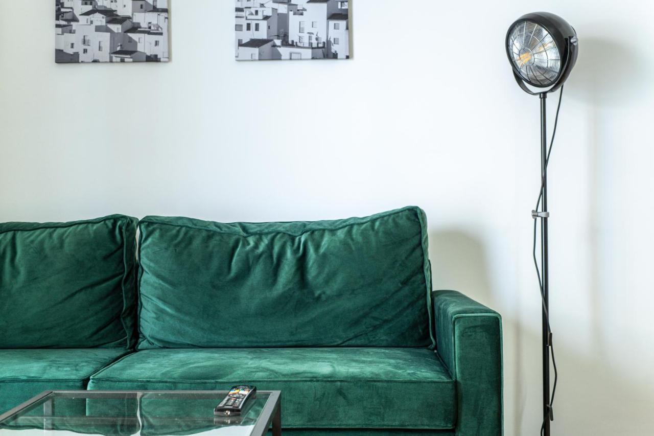 Majestic Flat With Huge Terrace In The City Center Атина Екстериор снимка