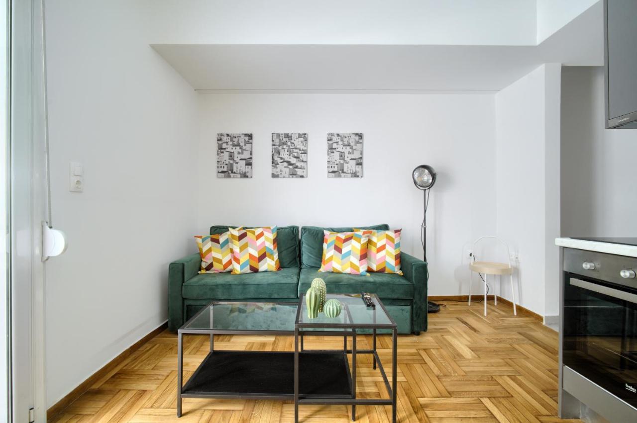 Majestic Flat With Huge Terrace In The City Center Атина Екстериор снимка